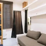 Cosy & Stylish Large Studio Voltaireoberkampf!